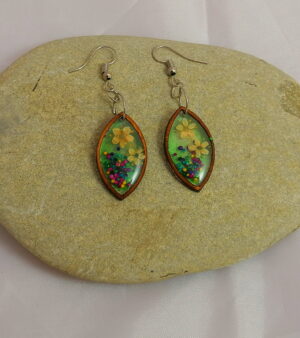 Handmade Elliptical Flower Earrings With Wooden Frame - Pale Green