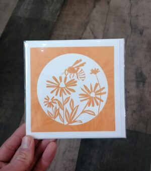 14cm x 14cm Square Greeting Card - Honey Bee (128003)