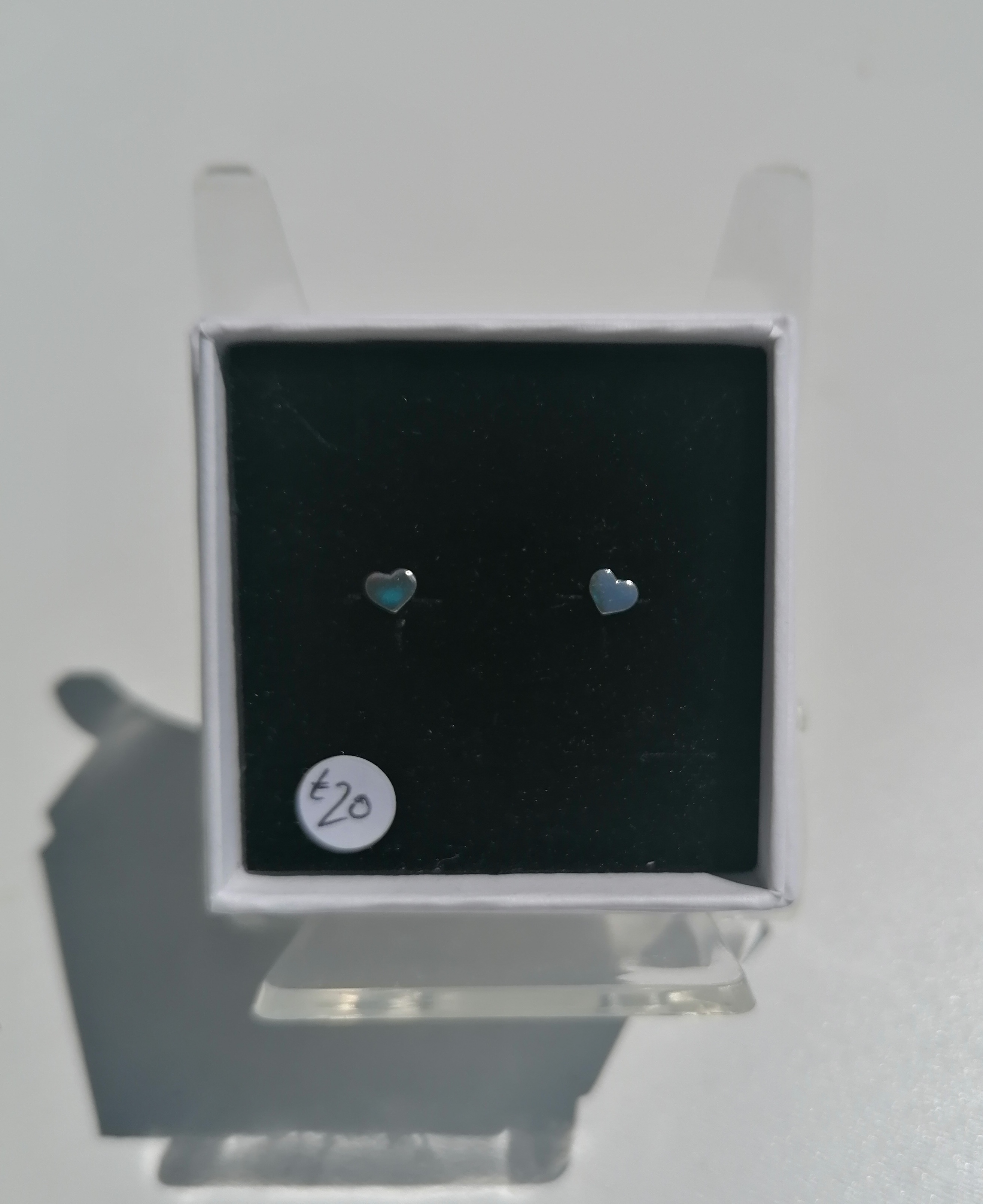 Sterling Silver Stud Earrings - Heart (Medium) WN-SS-10